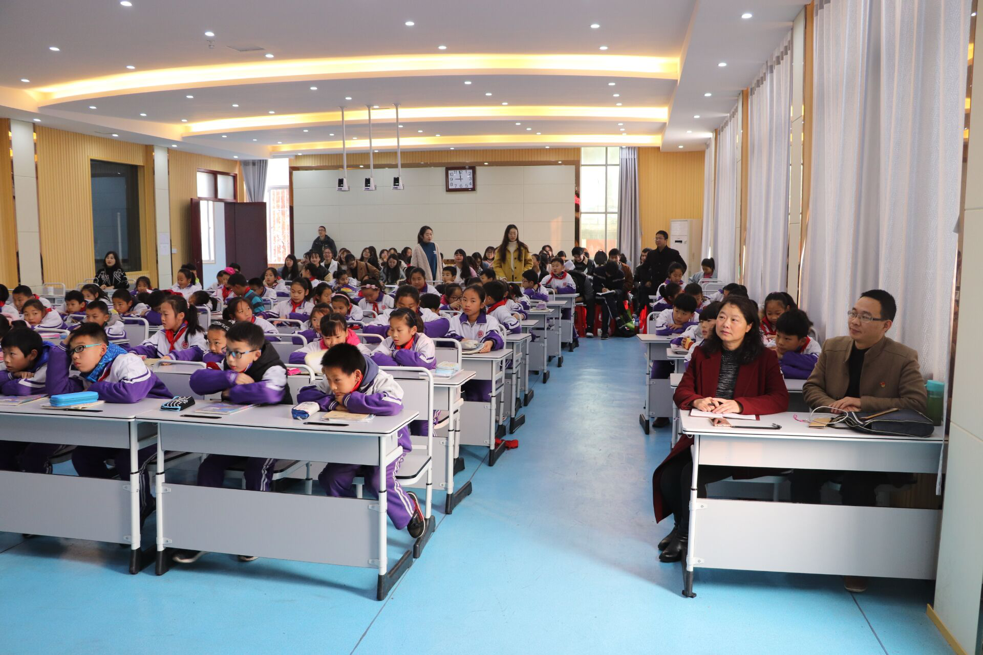 图片2.png 图片2.png